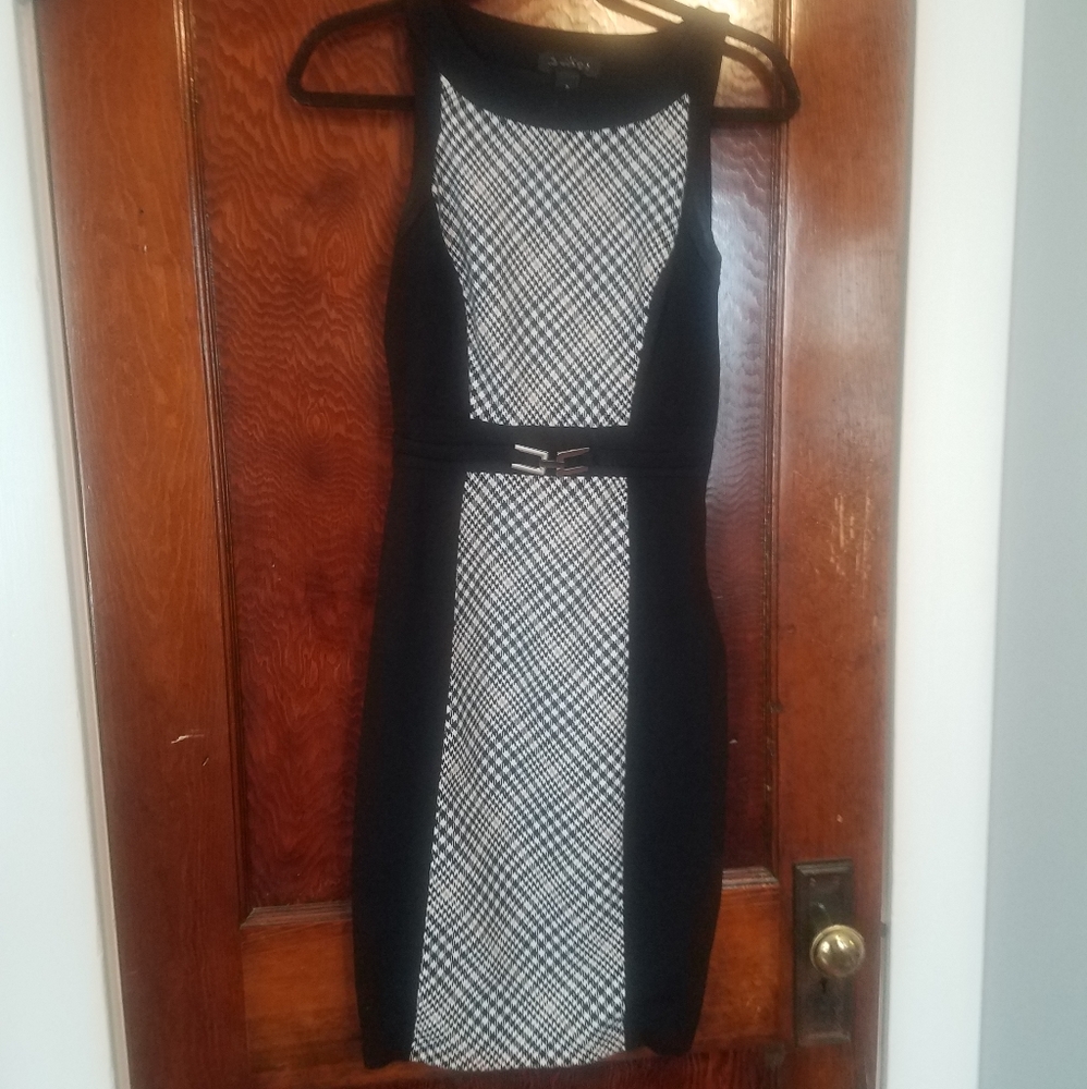 Houndstooth, business casual dress.